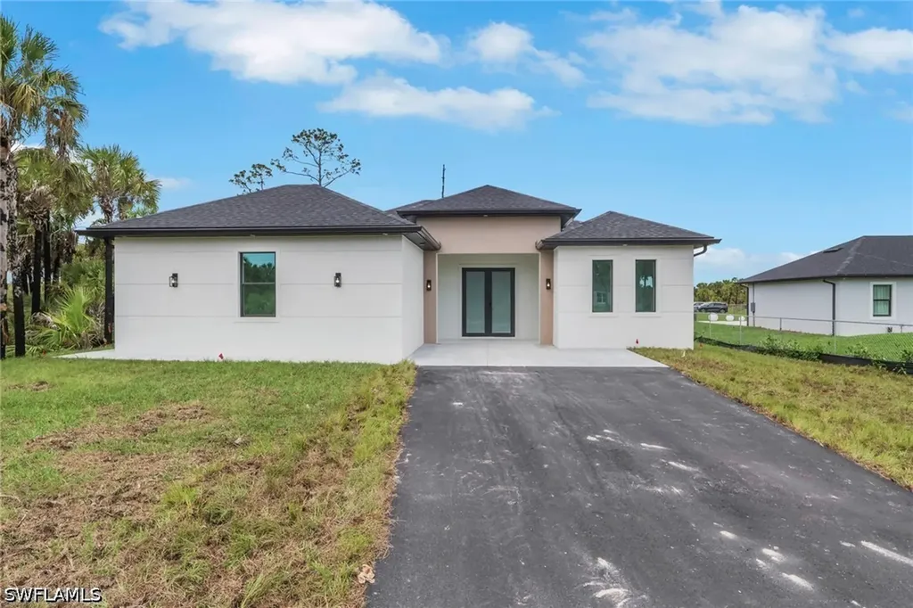 2685 38th Avenue SE Naples FL 34117
