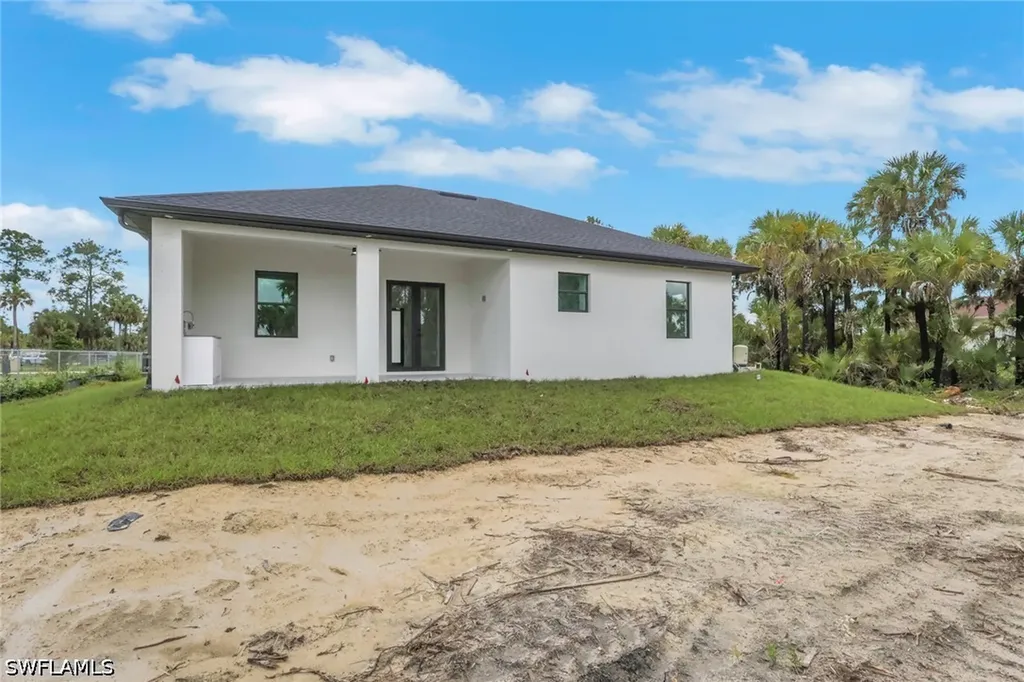 2685 38th Avenue SE Naples FL 34117