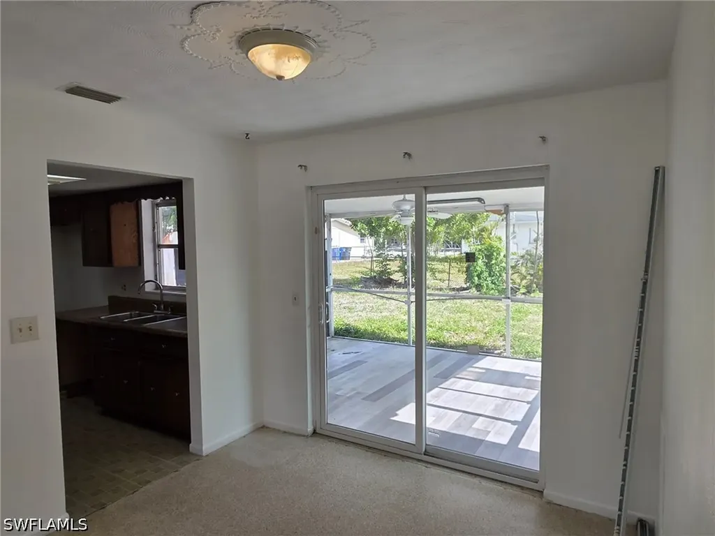 33 Broadway Circle Fort Myers FL 33901