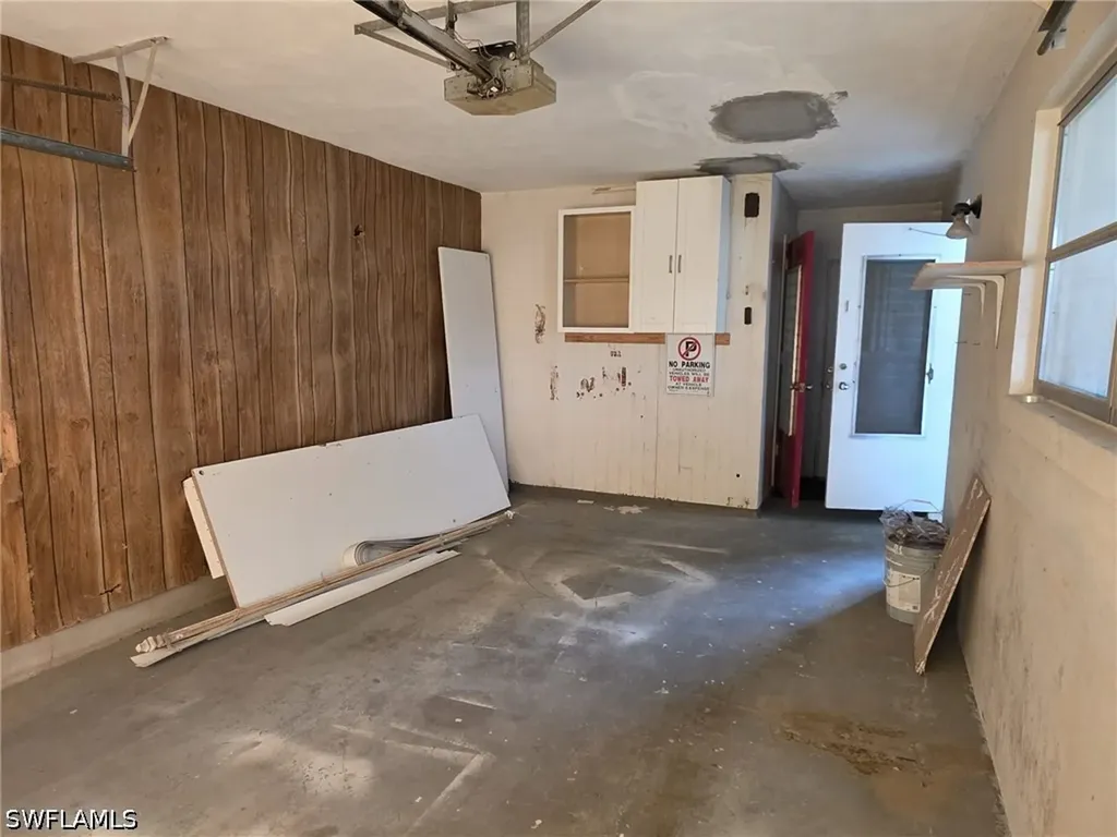 33 Broadway Circle Fort Myers FL 33901