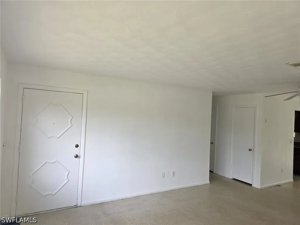 33 Broadway Circle Fort Myers FL 33901