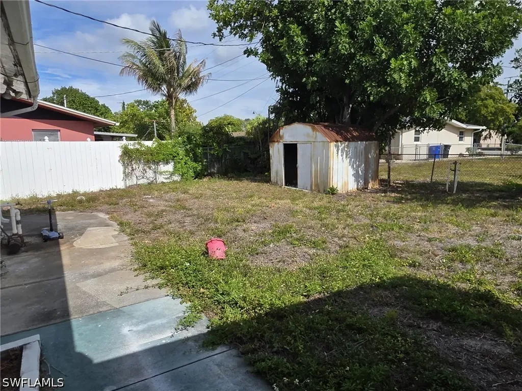 33 Broadway Circle Fort Myers FL 33901