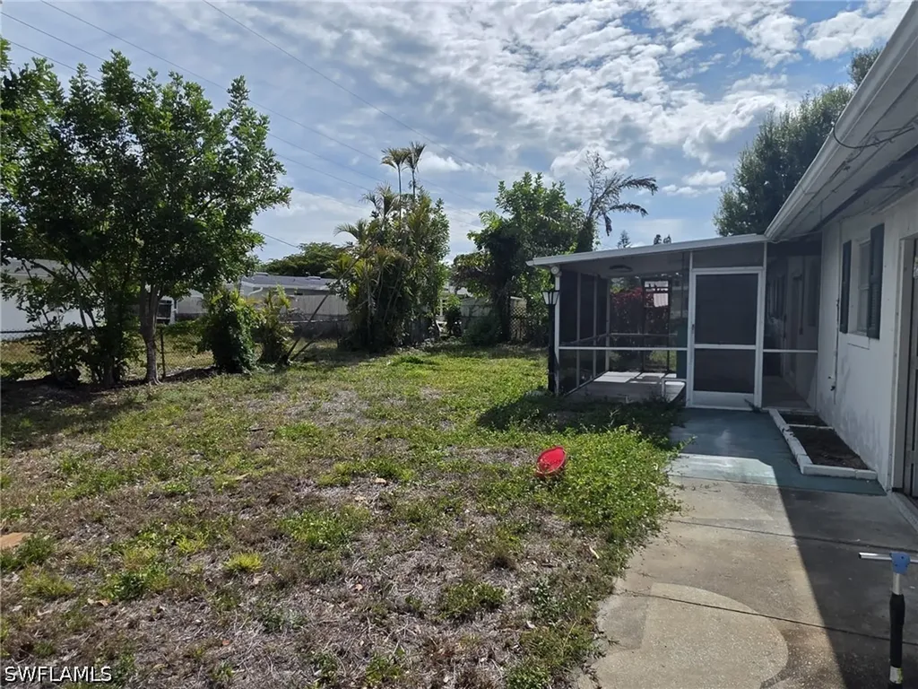 33 Broadway Circle Fort Myers FL 33901