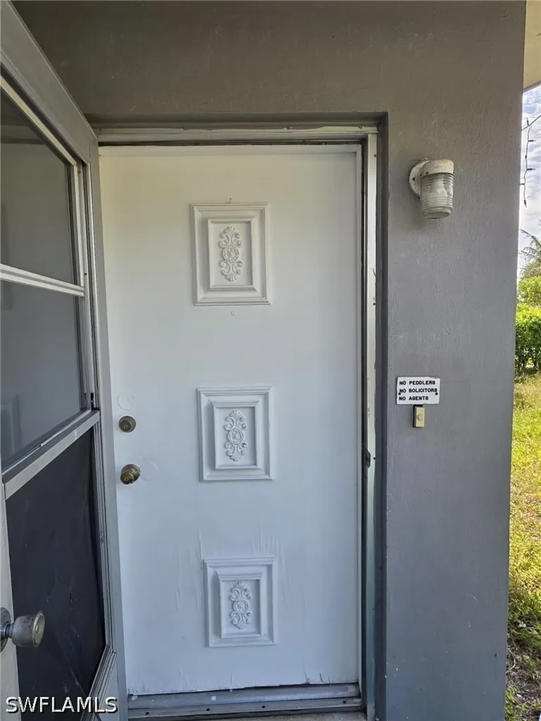 33 Broadway Circle Fort Myers FL 33901