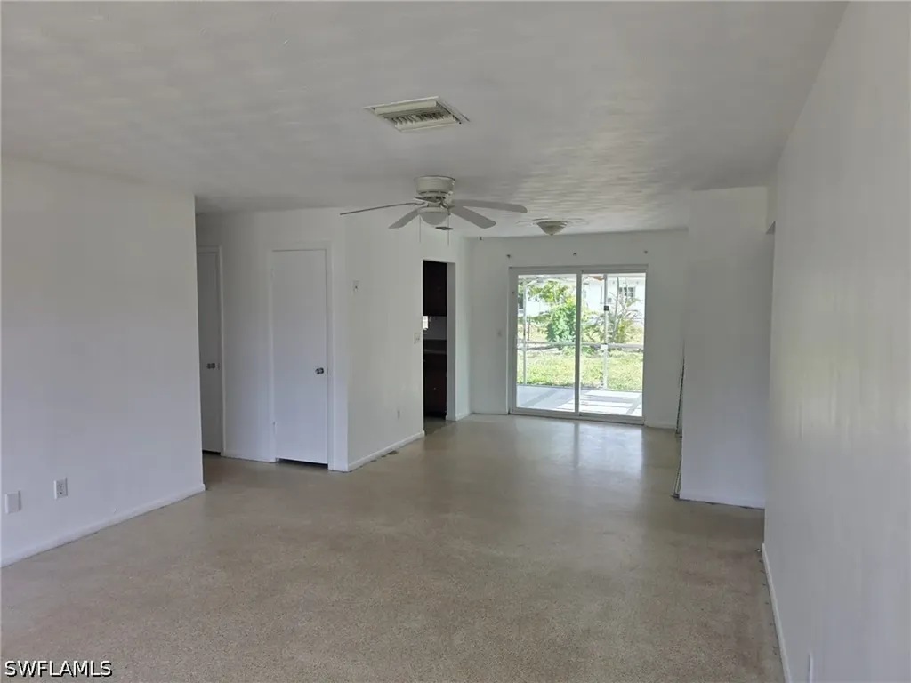 33 Broadway Circle Fort Myers FL 33901