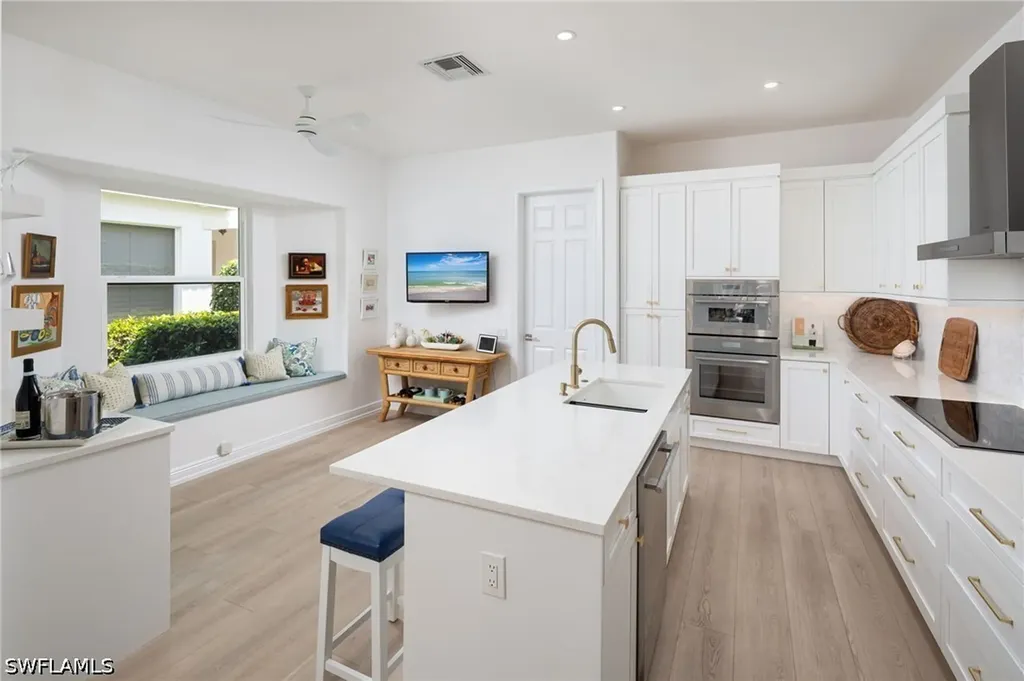9239 Troon Lakes Drive Naples FL 34109