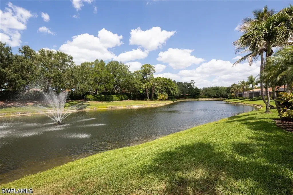 9239 Troon Lakes Drive Naples FL 34109
