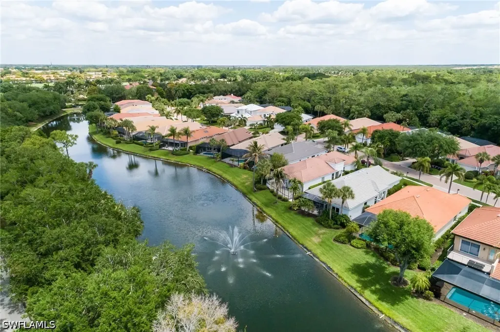 9239 Troon Lakes Drive Naples FL 34109
