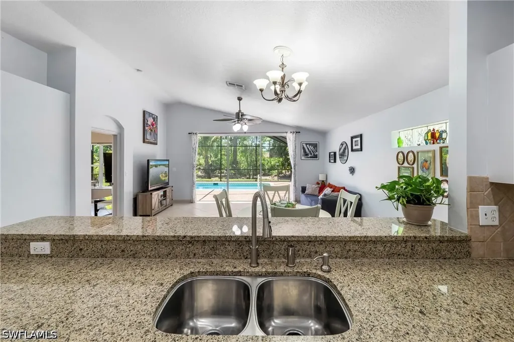 713 Crossfield Circle Naples FL 34104
