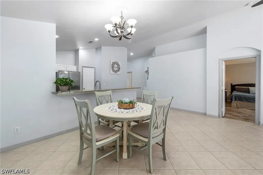 713 Crossfield Circle Naples FL 34104
