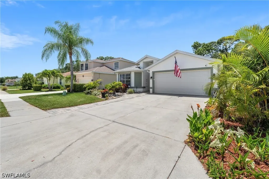 713 Crossfield Circle Naples FL 34104
