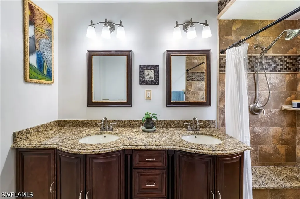 713 Crossfield Circle Naples FL 34104