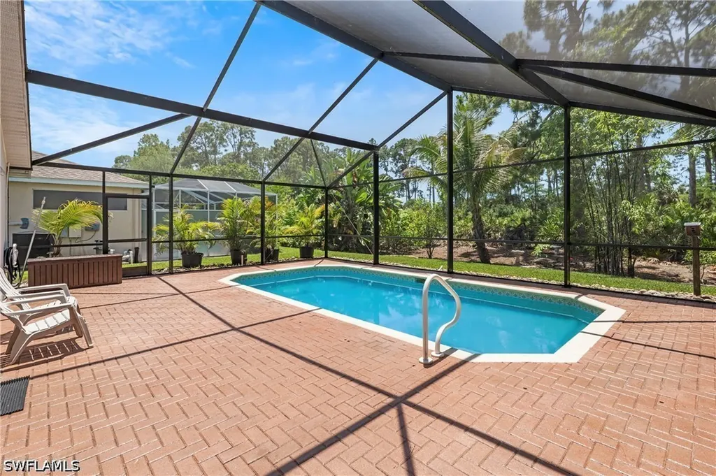 713 Crossfield Circle Naples FL 34104