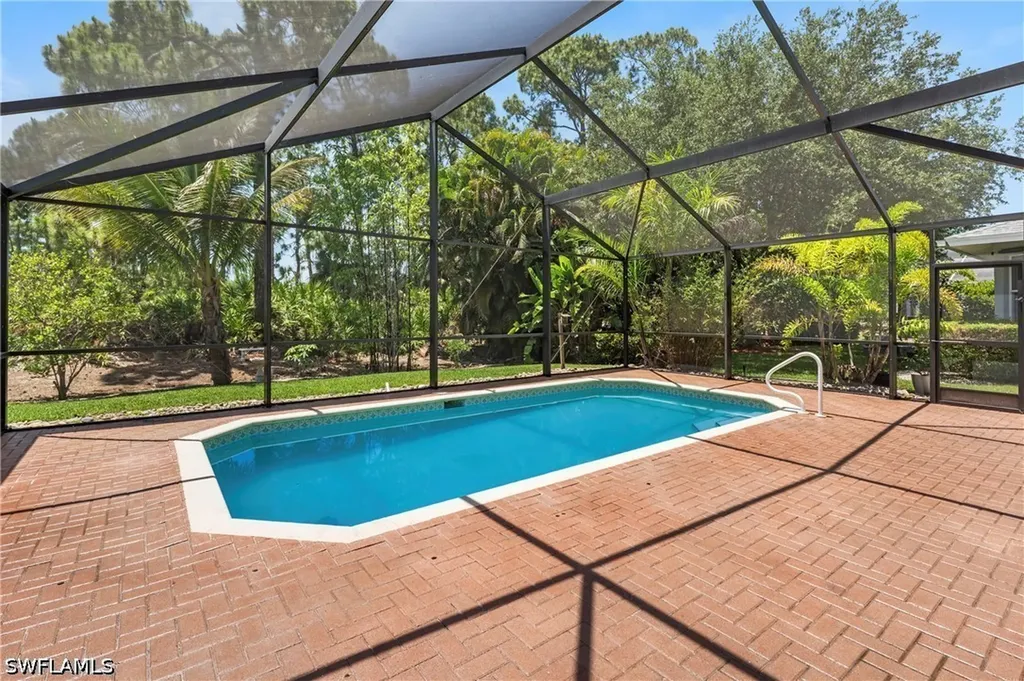 713 Crossfield Circle Naples FL 34104