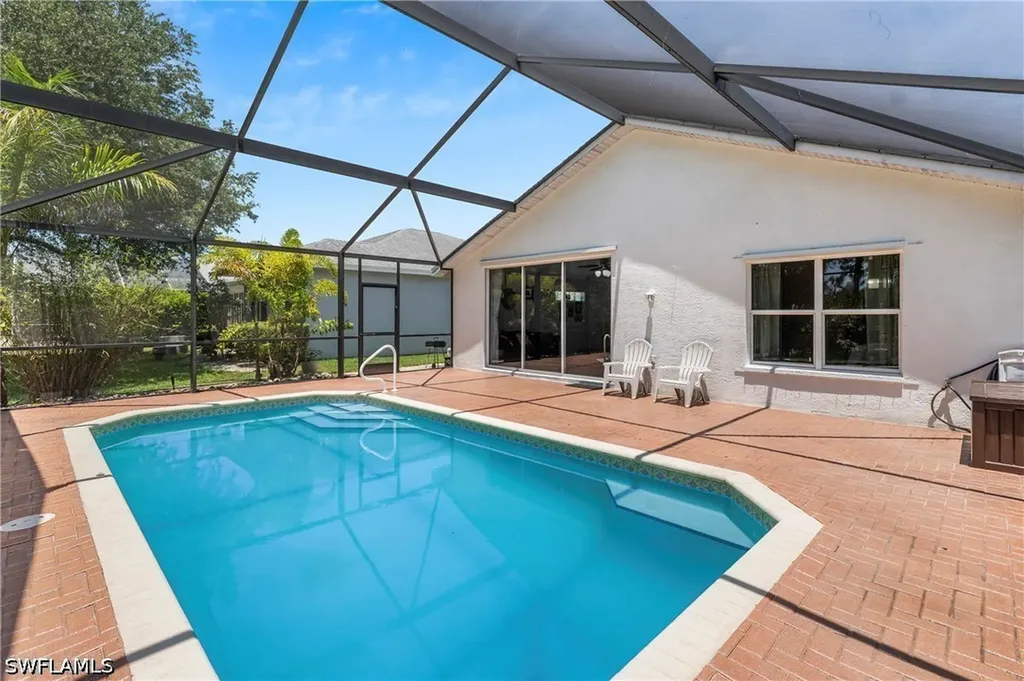713 Crossfield Circle Naples FL 34104