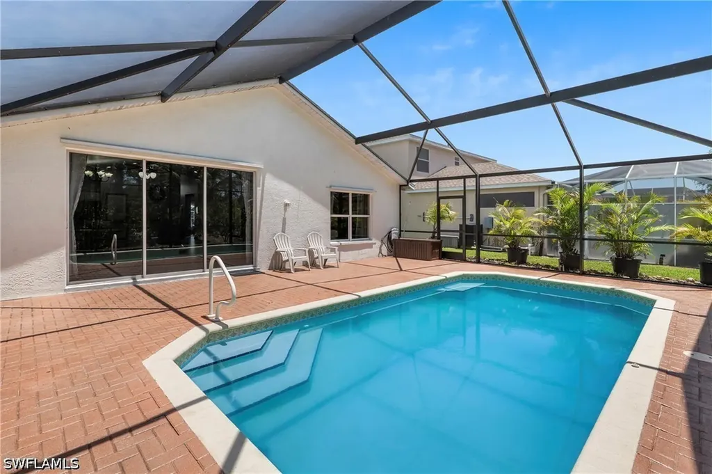713 Crossfield Circle Naples FL 34104
