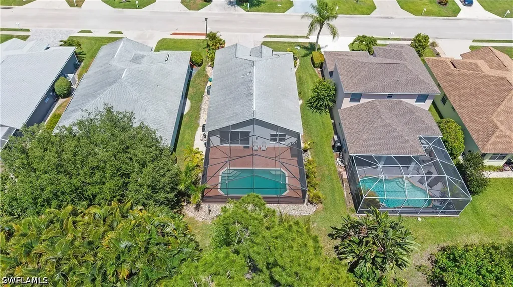 713 Crossfield Circle Naples FL 34104