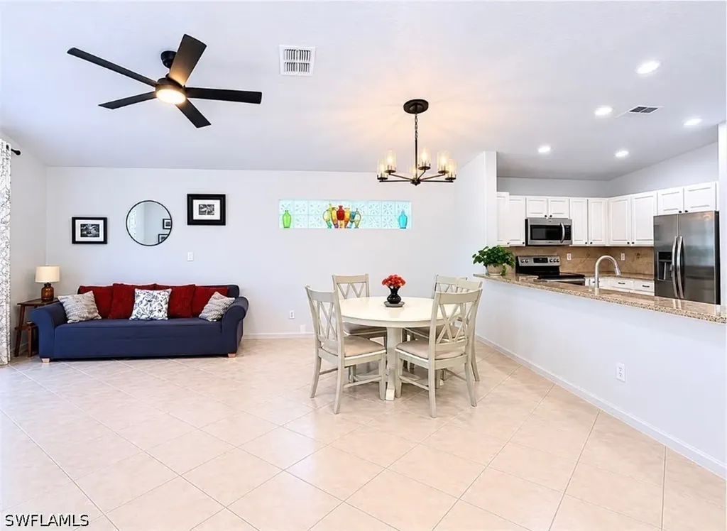 713 Crossfield Circle Naples FL 34104