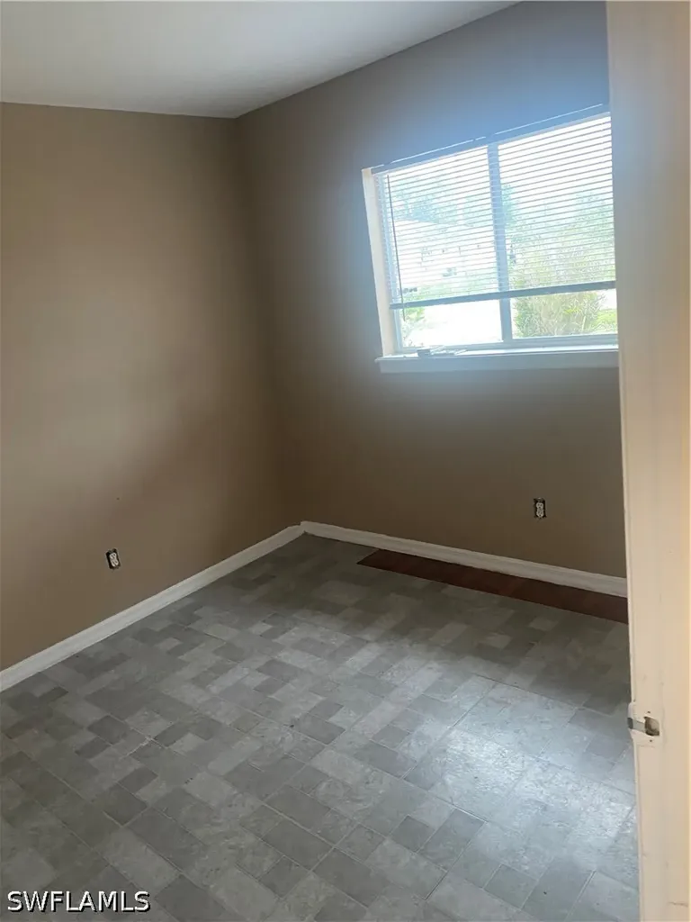 5214 25th Street SW Lehigh Acres FL 33973