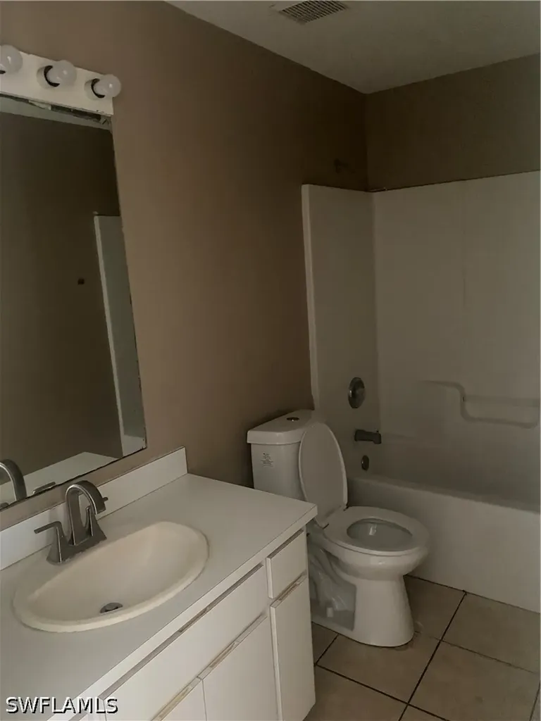 5214 25th Street SW Lehigh Acres FL 33973