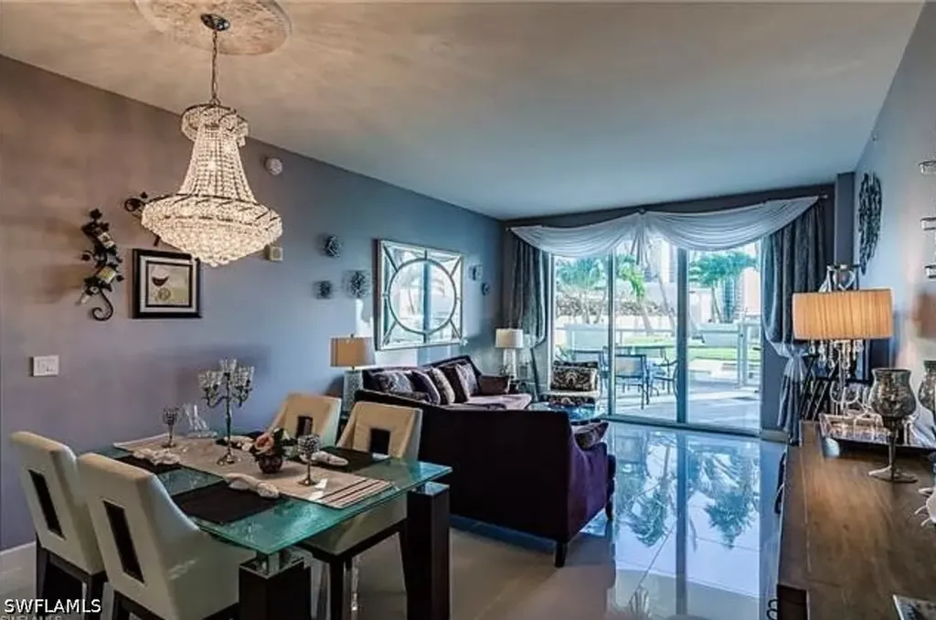 3000 Oasis Grand Boulevard Fort Myers FL 33916