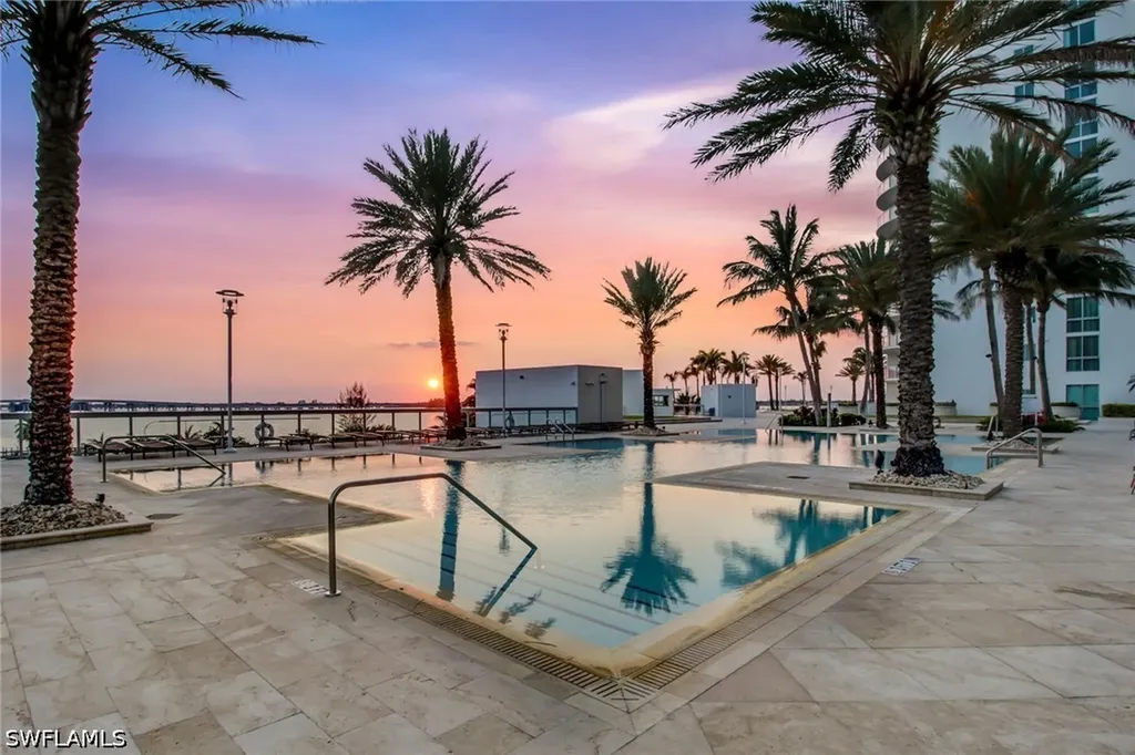 3000 Oasis Grand Boulevard Fort Myers FL 33916