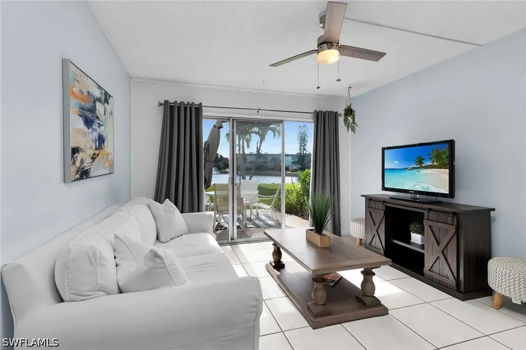 1000 Manatee Road Naples FL 34114