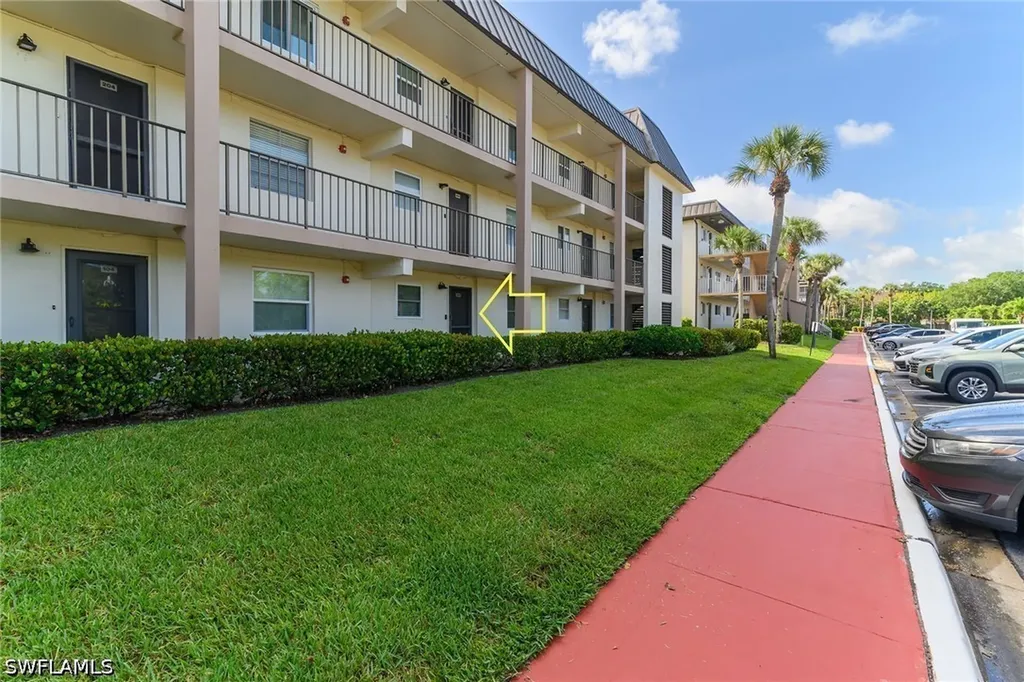 1000 Manatee Road Naples FL 34114