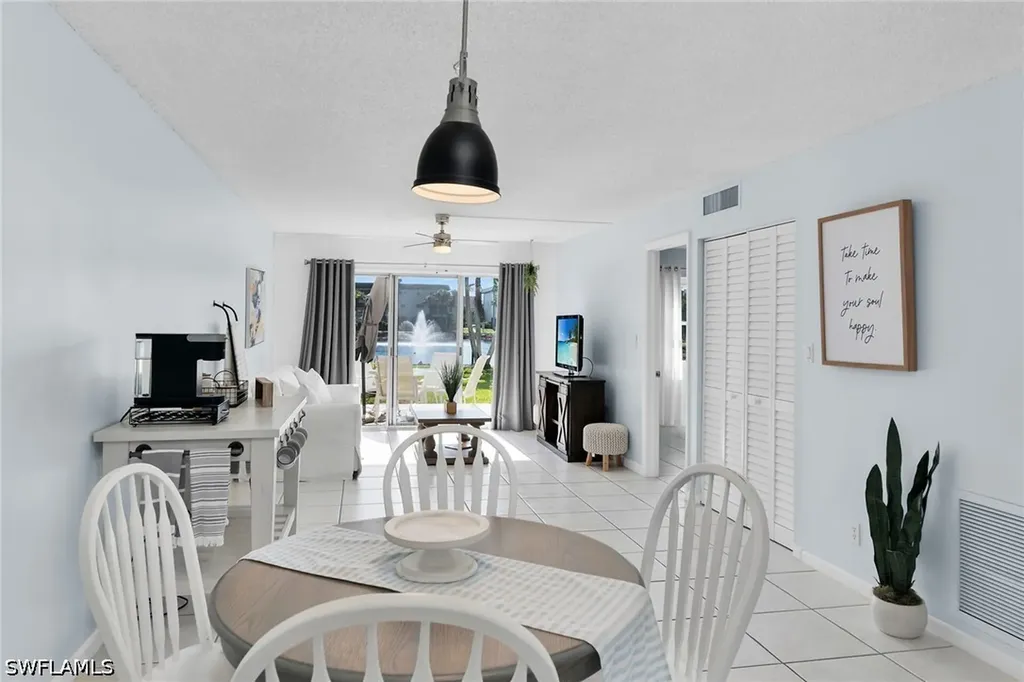 1000 Manatee Road Naples FL 34114