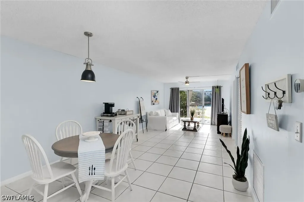 1000 Manatee Road Naples FL 34114