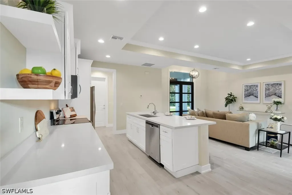 2512 Mabry Street Alva FL 33920