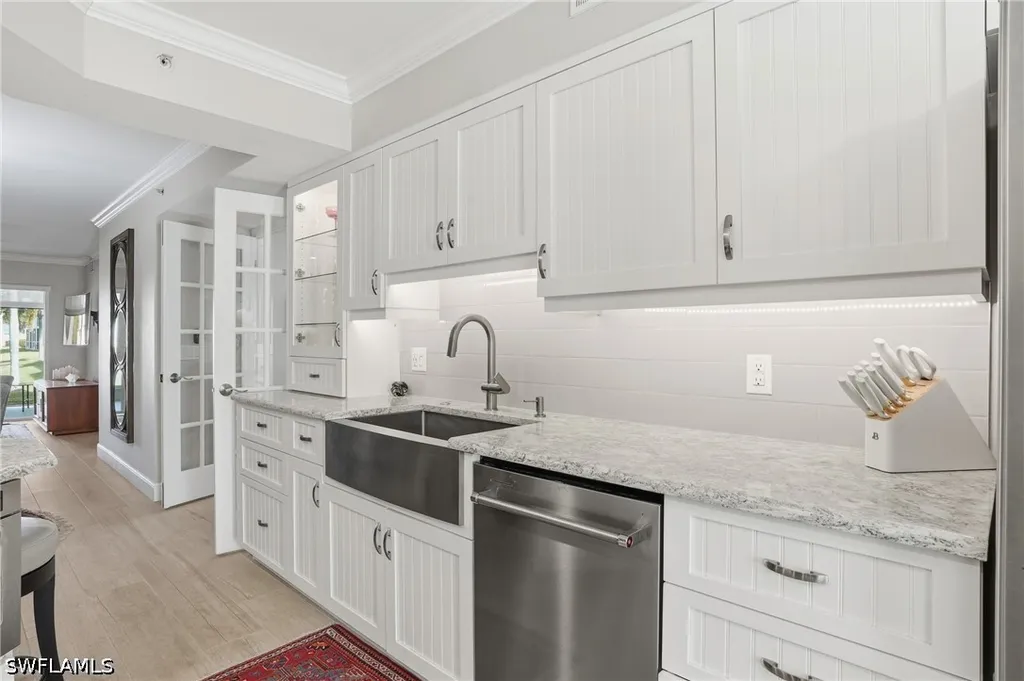 4945 Cougar Court S Naples FL 34109