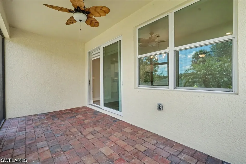 259 Tamarindo Lane Naples FL 34114