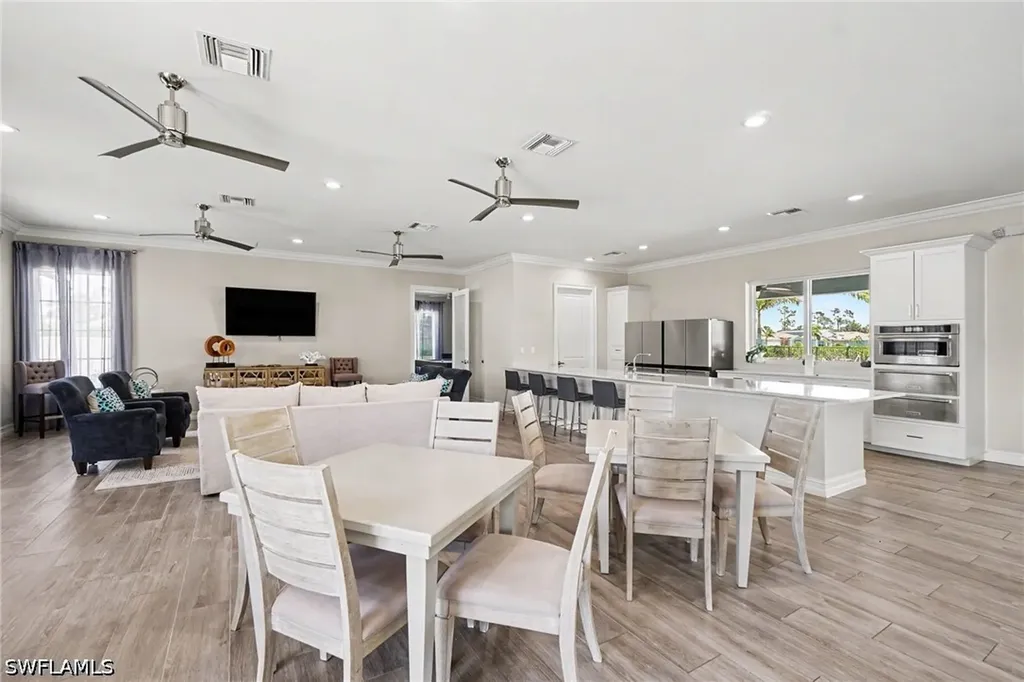 259 Tamarindo Lane Naples FL 34114