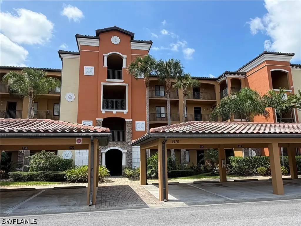9715 Acqua Court Naples FL 34113