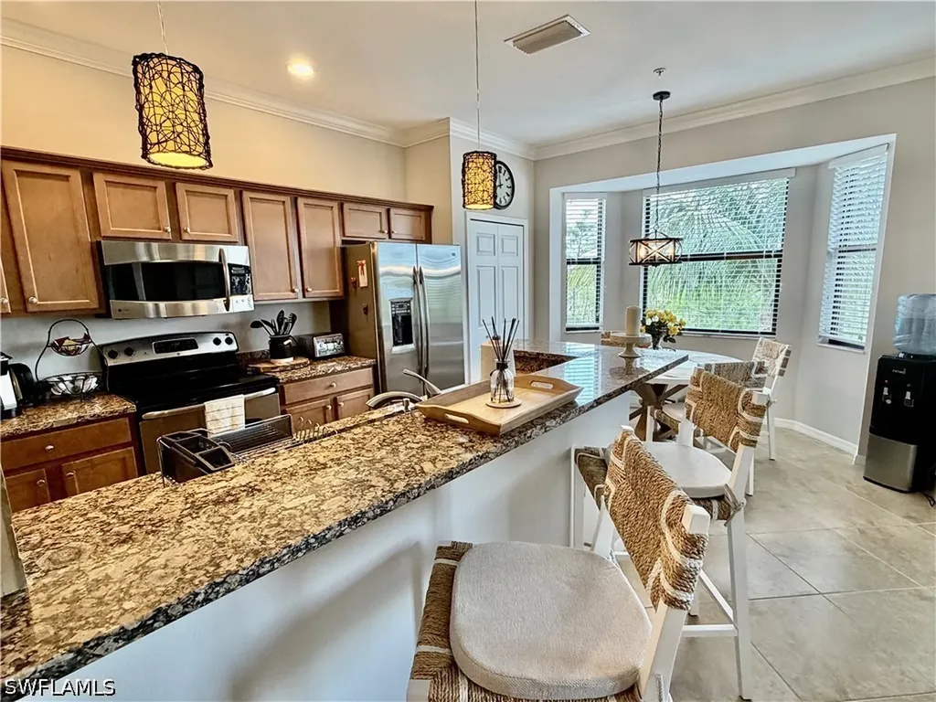 9715 Acqua Court Naples FL 34113