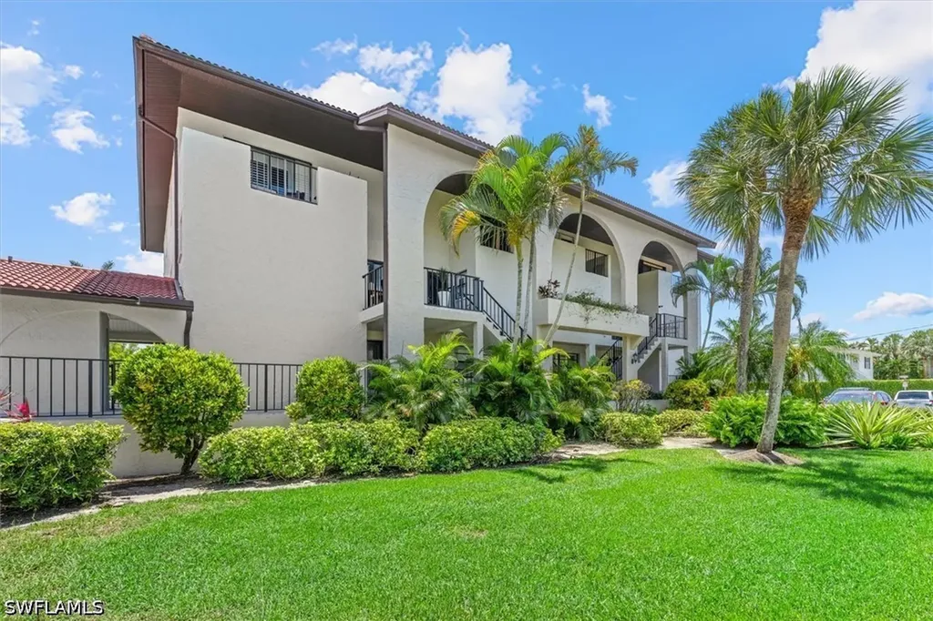 1400 Blue Point Avenue Naples FL 34102