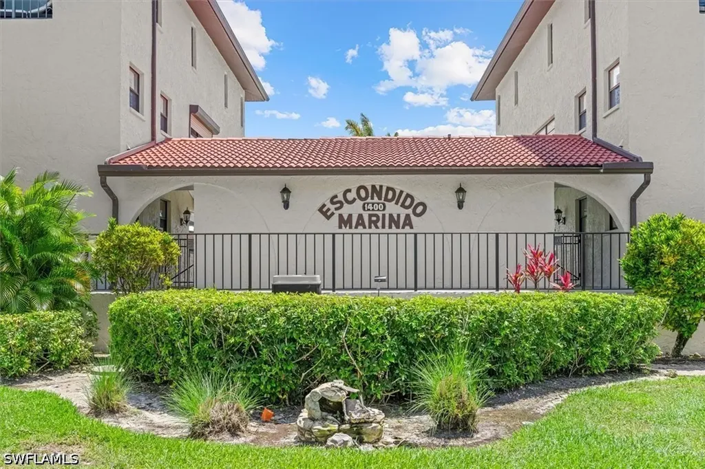 1400 Blue Point Avenue Naples FL 34102