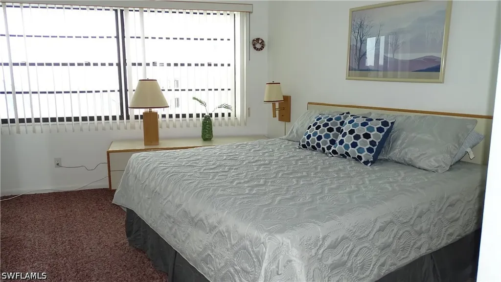 995 Anglers Cove Marco Island FL 34145