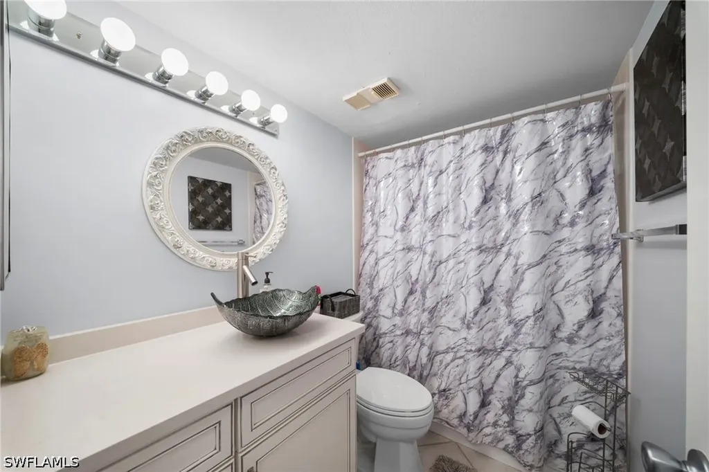 2111 Barkeley Lane Fort Myers FL 33907