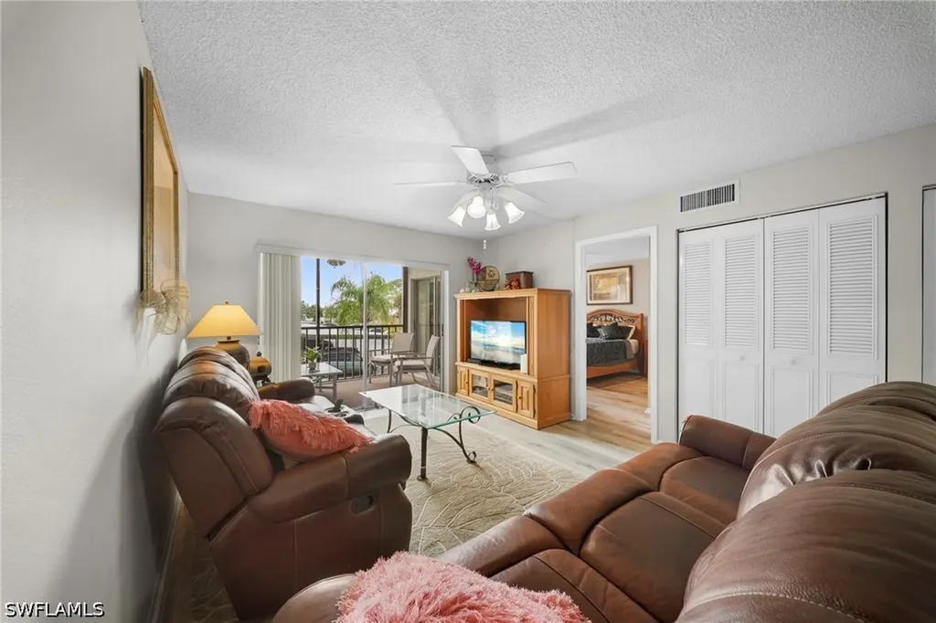 2111 Barkeley Lane Fort Myers FL 33907