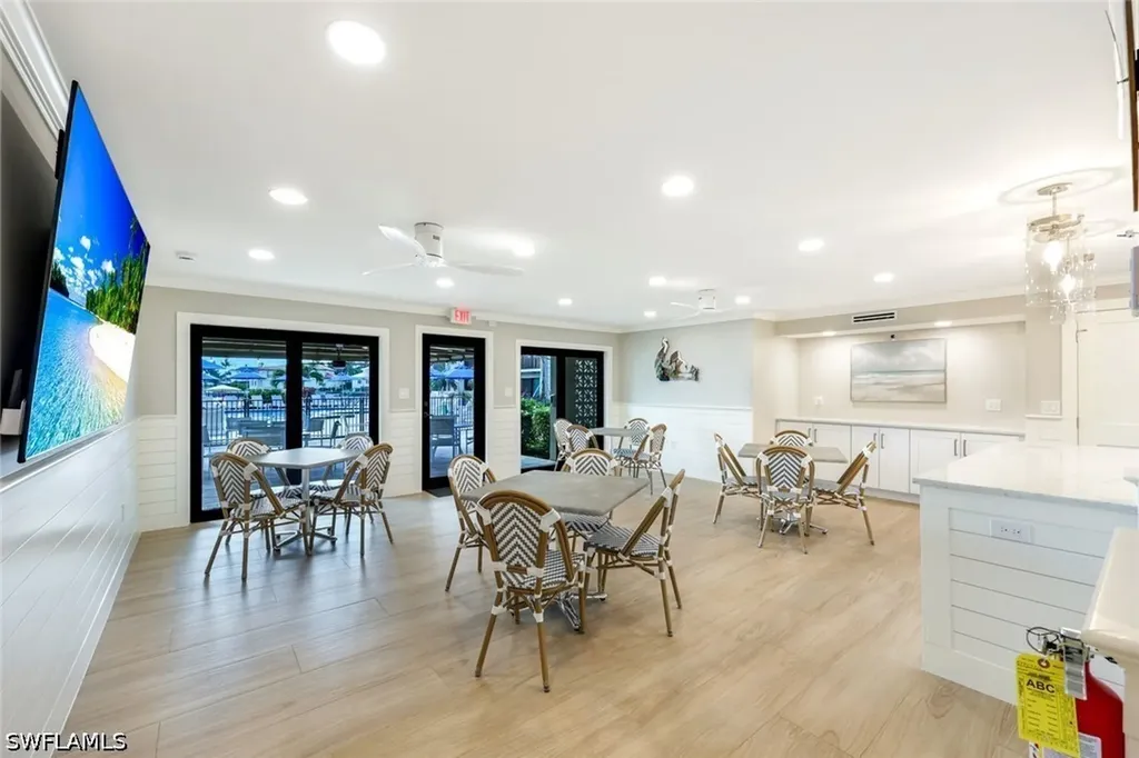 3200 Gulf Shore Boulevard N Naples FL 34103