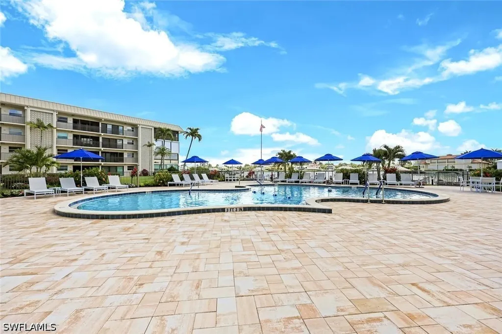 3200 Gulf Shore Boulevard N Naples FL 34103