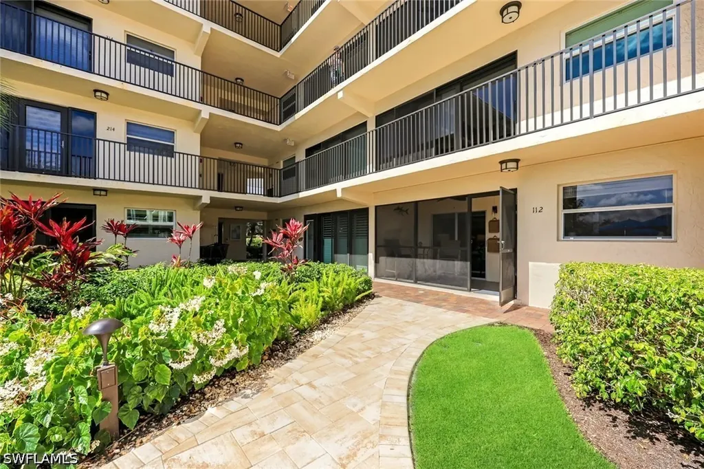 3200 Gulf Shore Boulevard N Naples FL 34103
