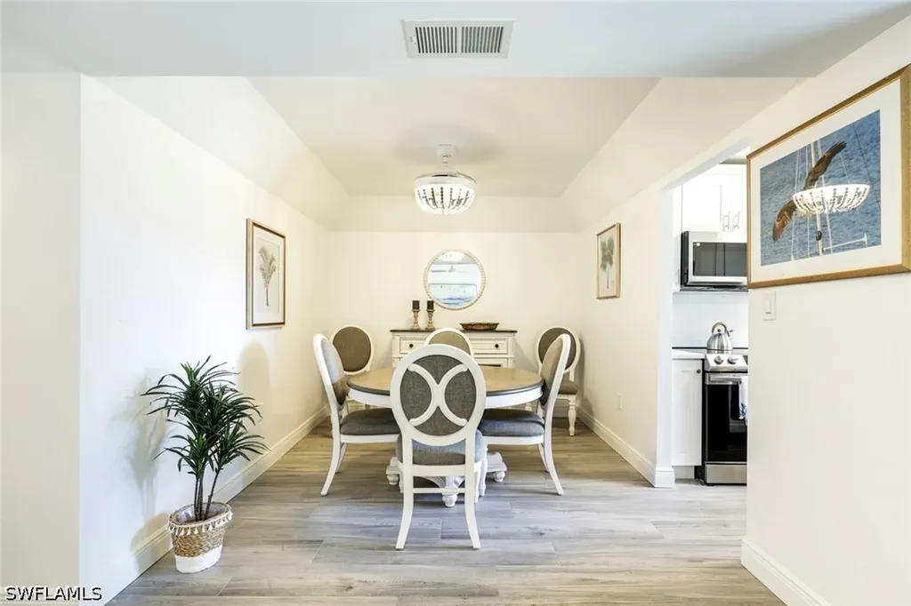 3200 Gulf Shore Boulevard N Naples FL 34103