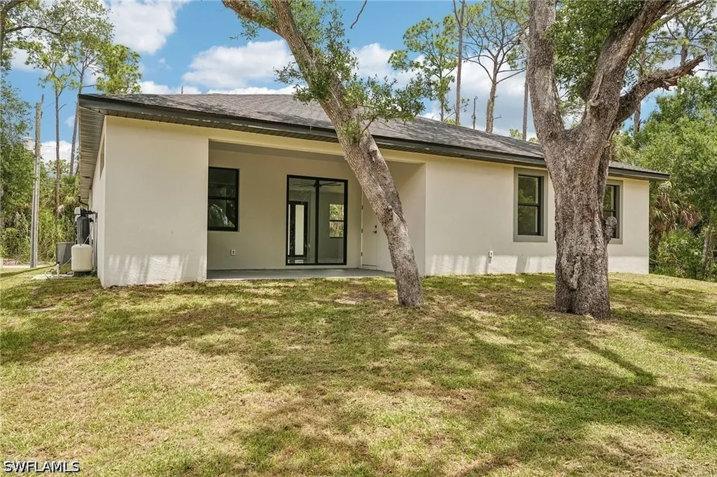 17165 Fallkirk Avenue Port Charlotte FL 33954