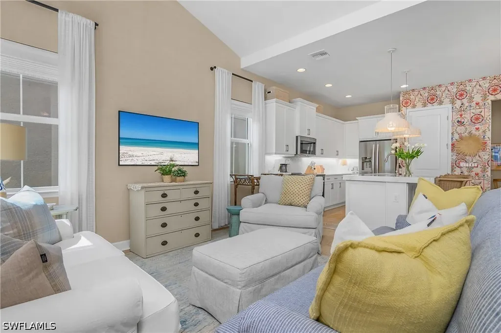 7286 Saona Court Naples FL 34113