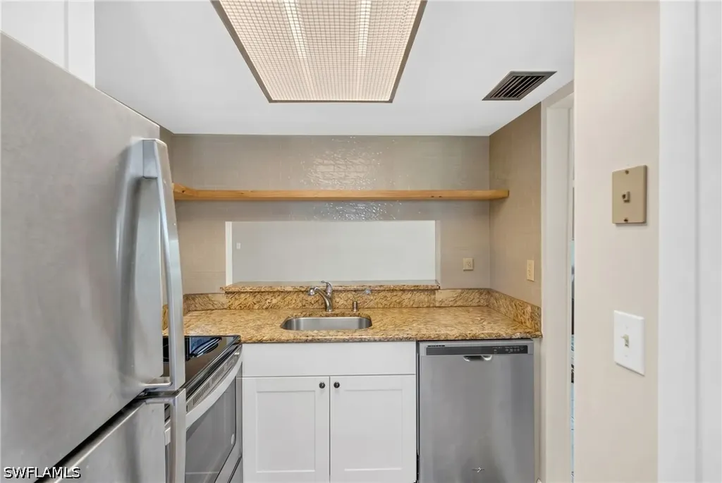 3276 Royal Canadian Trace Fort Myers FL 33907