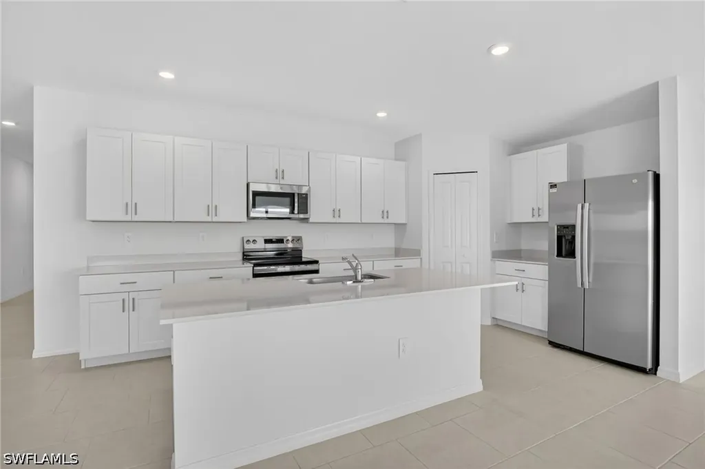 11621 Savanna Lakes Boulevard Lehigh Acres FL 33974