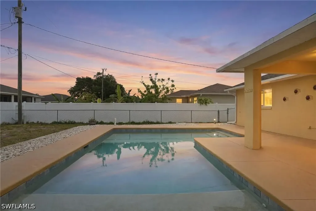 919 NE 18th Terrace Cape Coral FL 33909